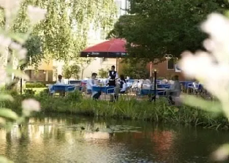 Hotel Elbotel By Centro Rostock