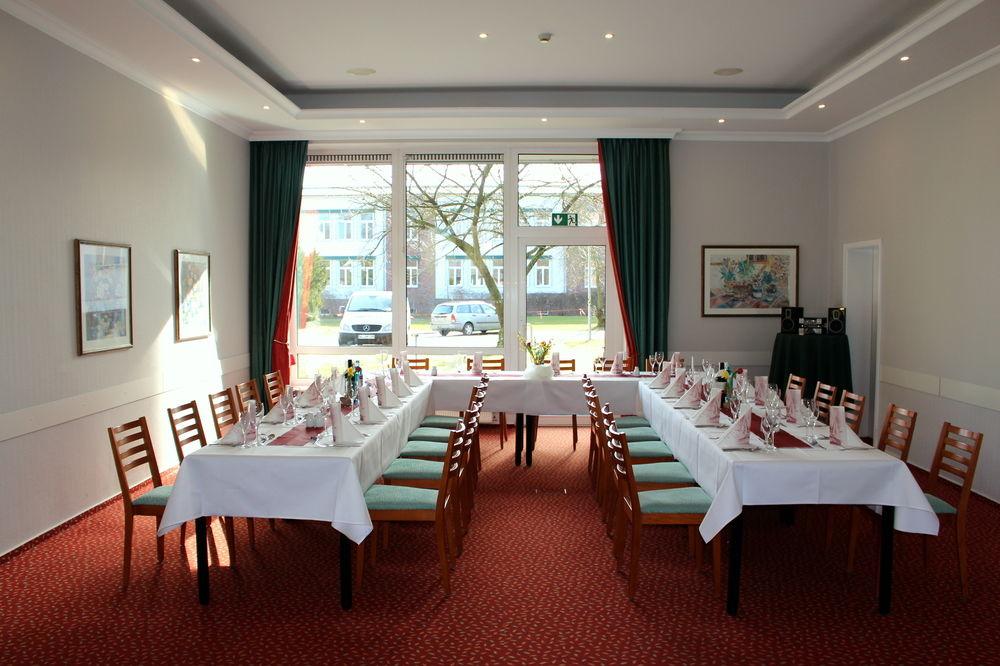 Hotel Elbotel By Centro Rostock