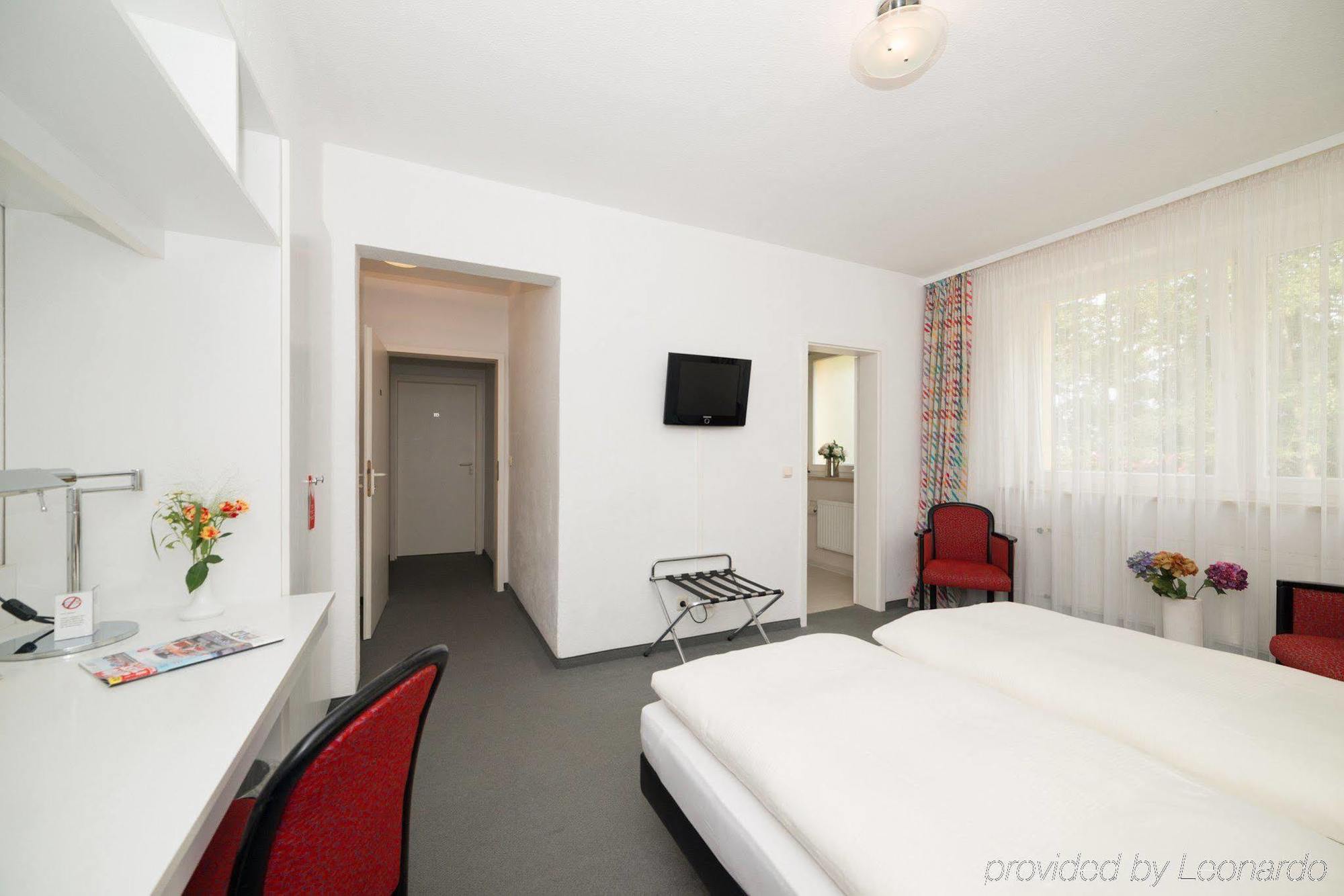 Hotel Elbotel By Centro Rostock