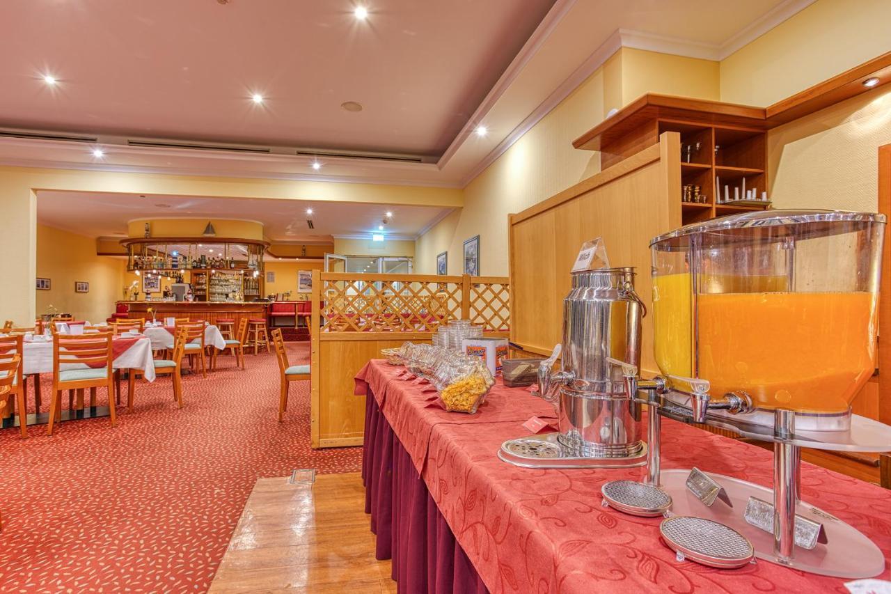 Hotel Elbotel By Centro 3*