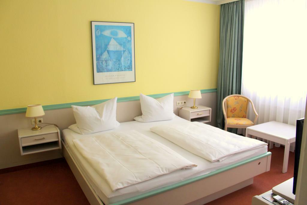 Hotel Elbotel By Centro Rostock